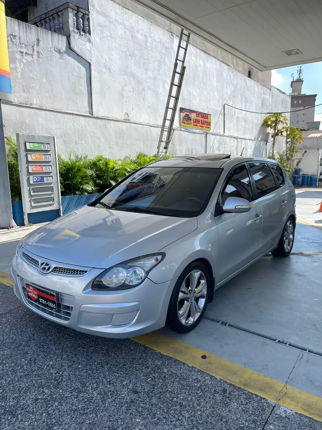 Carro Hyundai i30 CW 2011 2.0i GLS (Aut)