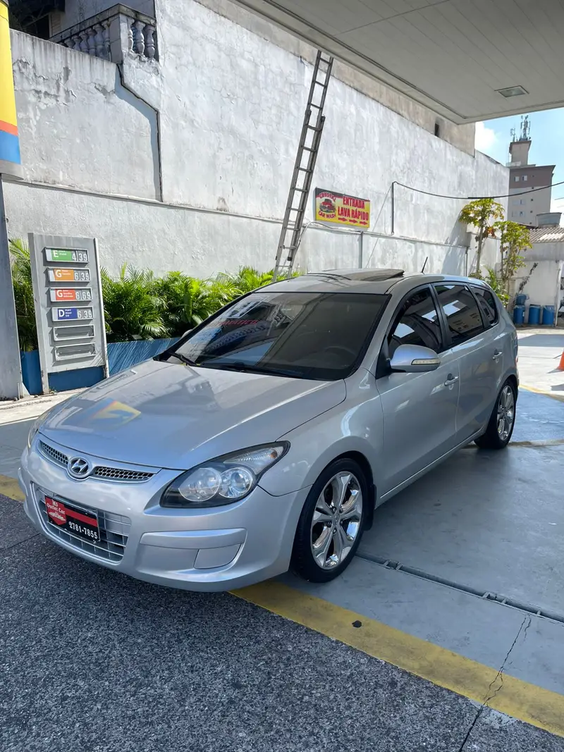 Hyundai i30 CW 2.0i GLS (Aut)