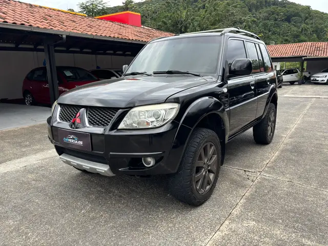 Carro Mitsubishi Pajero TR4 2011 GLS 2.0 16V (Flex)