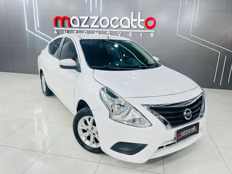 Nissan Versa 1.6 16V SV FlexStart CVT (Flex)