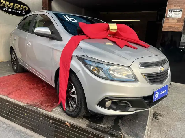 Carro Chevrolet Onix 2016 1.4 LTZ SPE/4 (Aut)