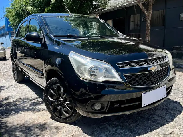 Carro Chevrolet Agile 2011 LTZ 1.4 8V (Flex)