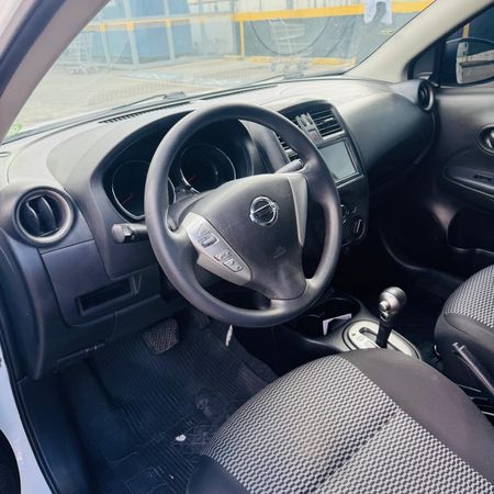 Versa 1.6 16V V-Drive Special Edition CVT (Flex)