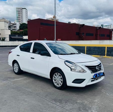 Versa 1.6 16V V-Drive Special Edition CVT (Flex)
