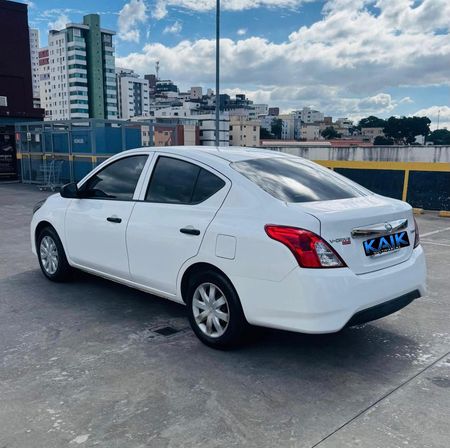 Versa 1.6 16V V-Drive Special Edition CVT (Flex)