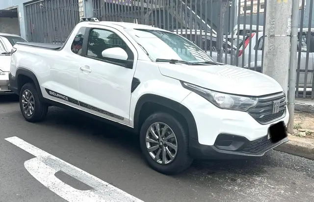Carro Fiat Strada 2021 Endurance 1.4 CS (Flex)