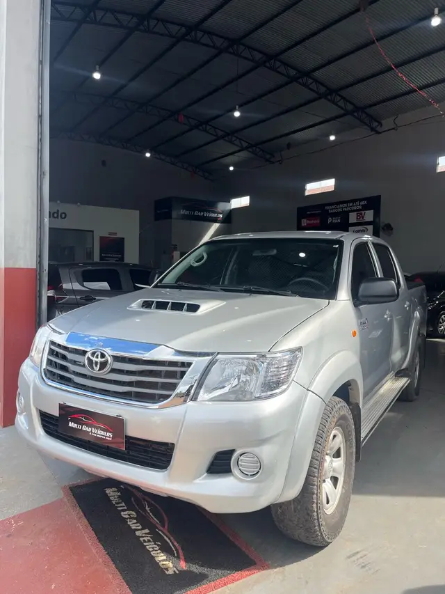 Carro Toyota Hilux Cabine Dupla 2013 Hilux 3.0 TDI 4x4 CD STD
