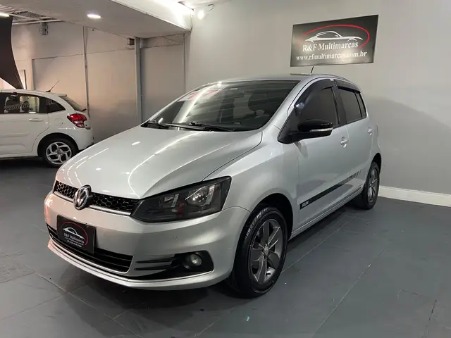 Carro Volkswagen Fox 2017 1.6 MSI Run (Flex)