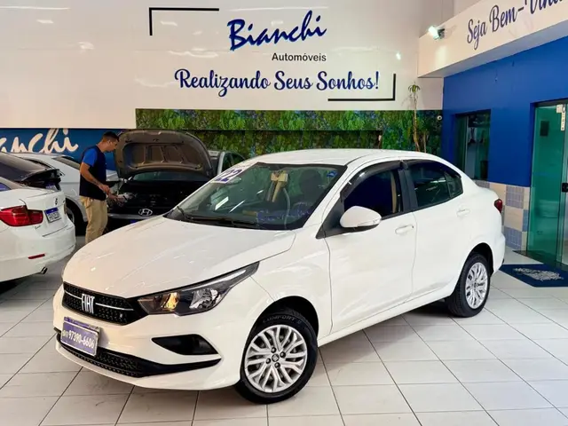 Carro Fiat Cronos 2022 Drive 1.3