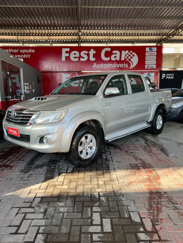 Carro Toyota Hilux SW4 2007 SRV 4x4 3.0 Turbo  (aut)