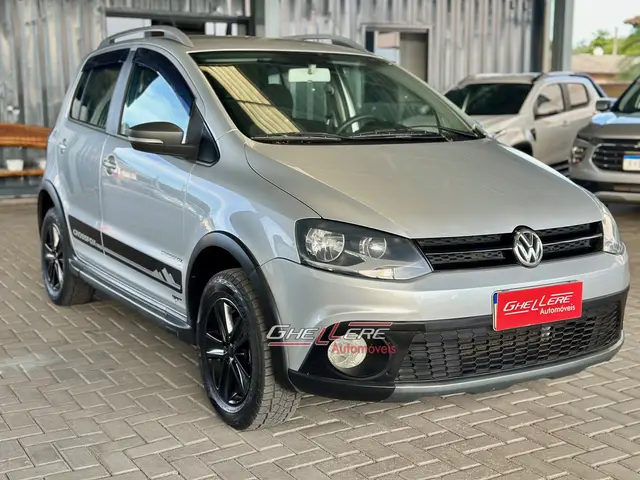 Carro Volkswagen CrossFox 2012 1.6 VHT (Flex)
