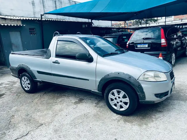 Carro Fiat Strada 2012 Working 1.4 (Flex)