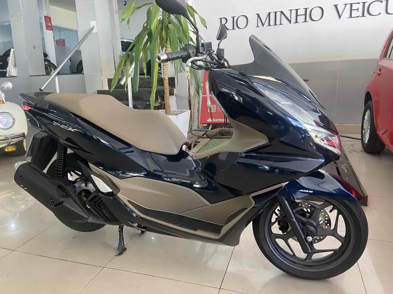 Honda PCX 160 DLX ABS