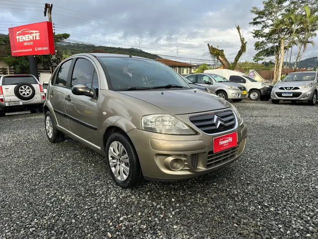Carro Citroën C3 2011 Plus 1.4 8V (flex)