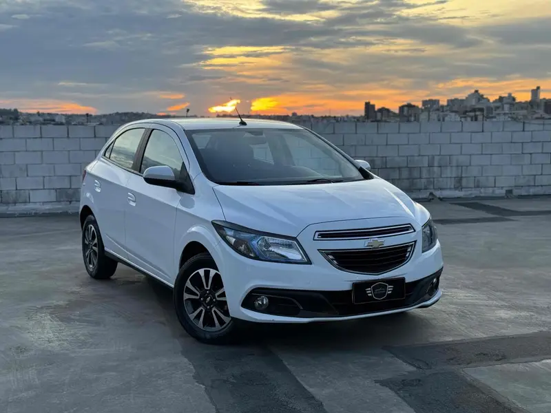 Chevrolet Onix 1.4 LTZ SPE/4 (Aut)