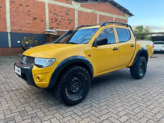 Carro Mitsubishi L200 Triton Sport 2015 3.2 DID-H Savana 4WD