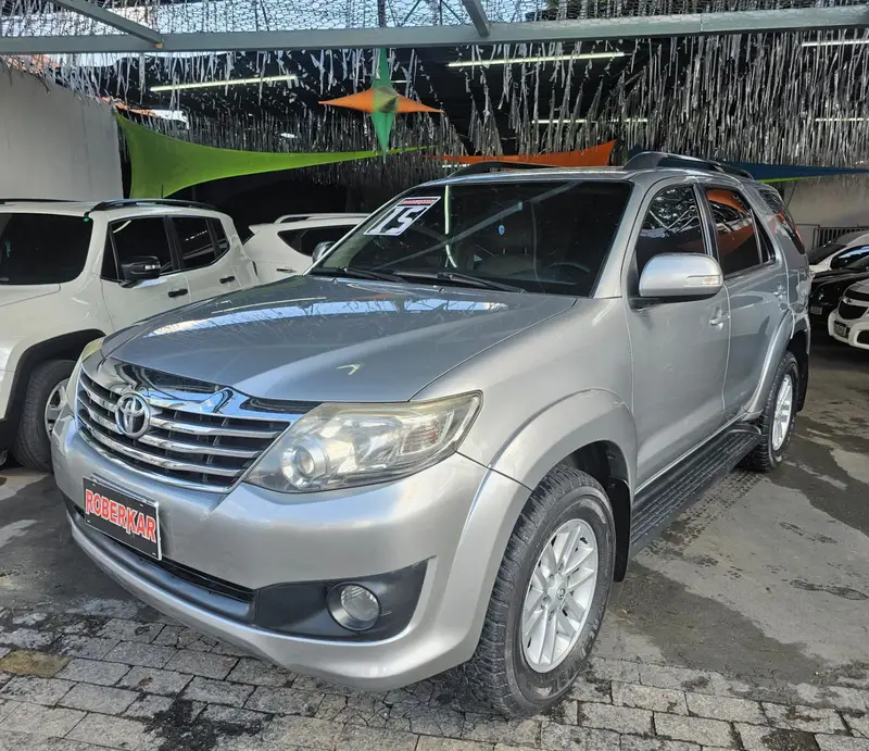 Toyota SW4 SR 4x2 2.7/ 2.7 Flex 16V Aut.