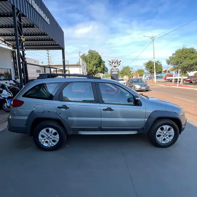 Carro Fiat Palio Weekend 2012 Adventure 1.8 16V Dualogic (Flex)