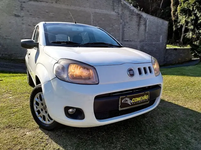 Carro Fiat Uno 2013 Vivace 1.0 8V (Flex) 4p