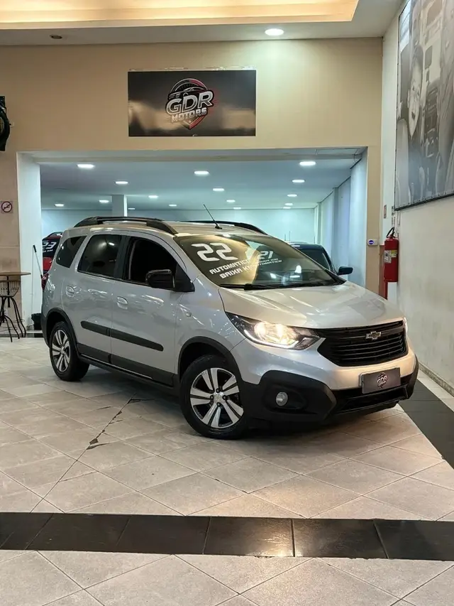 Carro Chevrolet Spin 2022 Activ 5 1.8 (Flex) (Aut)