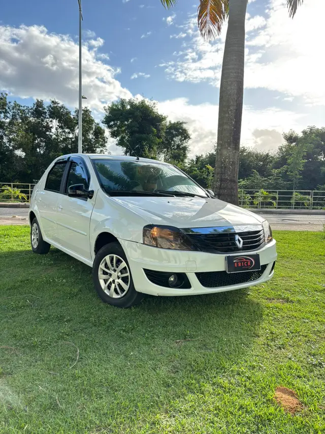 Carro Renault Logan 2012 Expression 1.0 16V (flex)