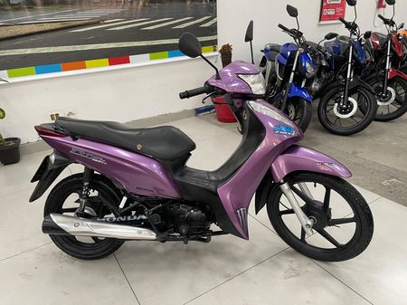 Biz 125 ES