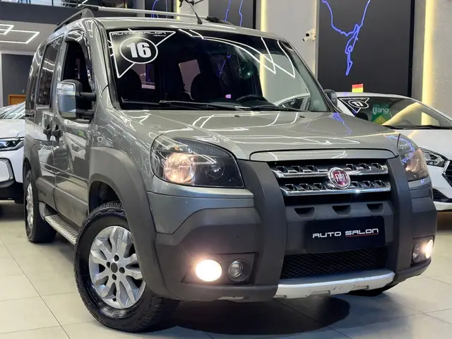 Carro Fiat Doblò 2016 Adventure 1.8 16V (Flex)