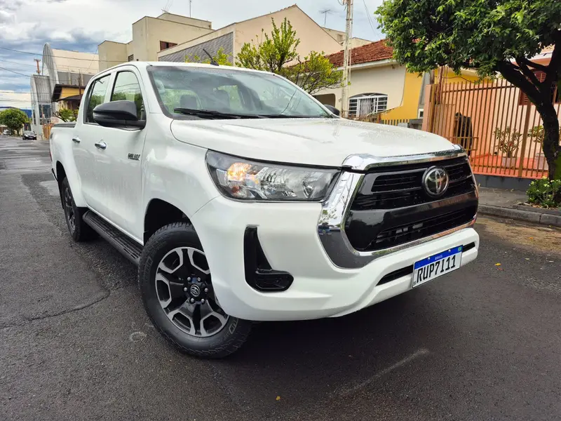 Toyota Hilux Cabine Dupla STD Power Pack 2.8 TDI CD 4x4