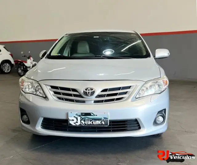 Carro Toyota Corolla 2013 2.0 Altis Multi-Drive S (Flex)