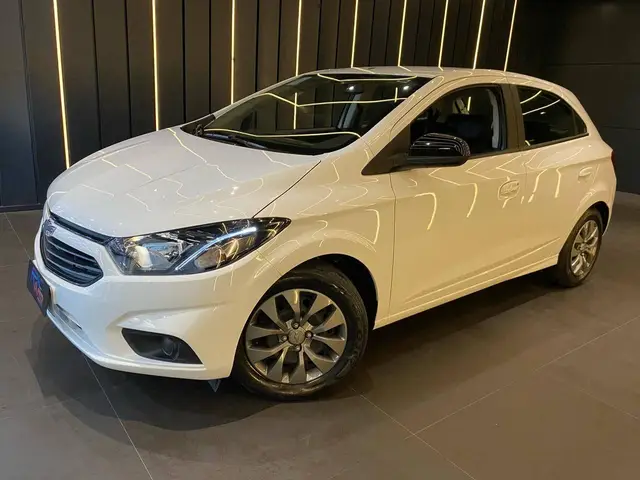Carro Chevrolet Onix 2021 1.0 (Flex)
