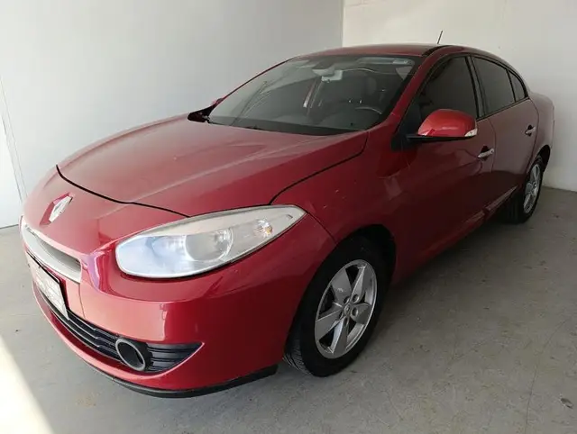 Carro Renault Fluence 2014 2.0 16V Dynamique (Flex)