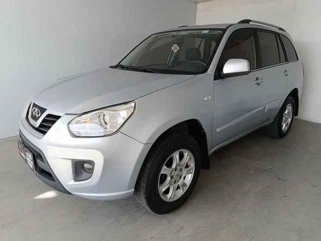 Carro CAOA Chery Tiggo 2015 2.0 16V