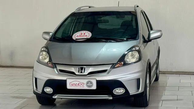 Carro Honda Fit 2014 Twist 1.5 16v (Flex)