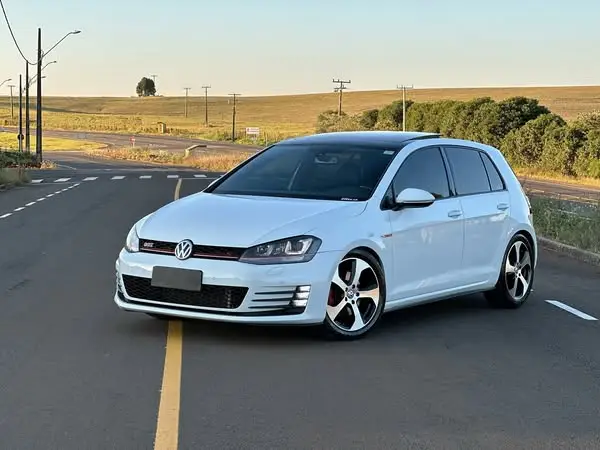 Carro Volkswagen Golf 2014 GTI 2.0 TSi DSG