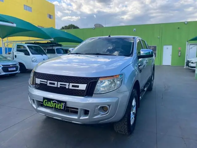 Carro Ford Ranger Cabine Dupla 2014 Ranger 2.5 Flex 4x2 CD XLT