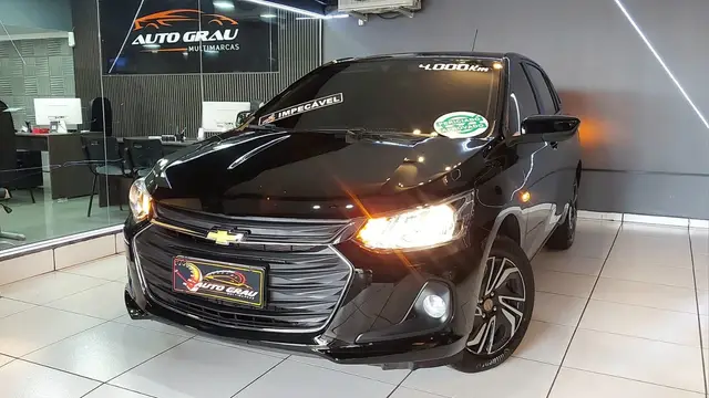 Carro Chevrolet Onix Plus 2025 LT 1.0
