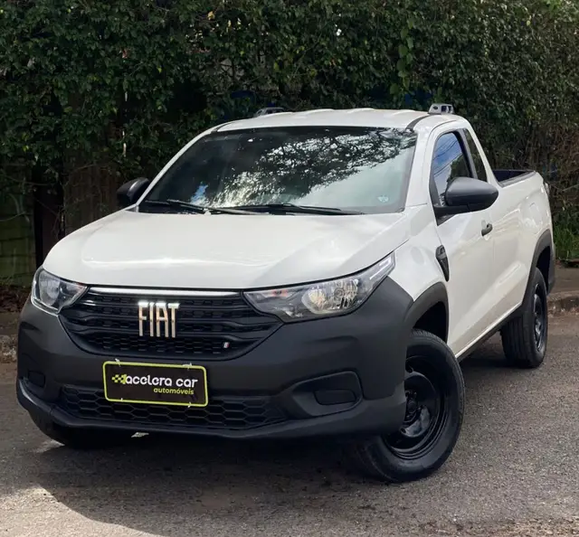 Carro Fiat Strada 2023 Endurance 1.4 Cabine Plus (Flex)