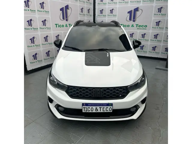 Carro Fiat Argo 2022 Trekking 1.3 (Flex)
