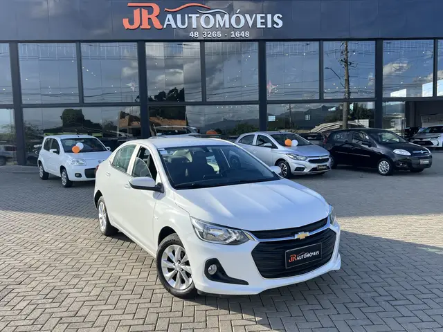 Carro Chevrolet Onix Plus 2023 1.0 Turbo (Aut.)