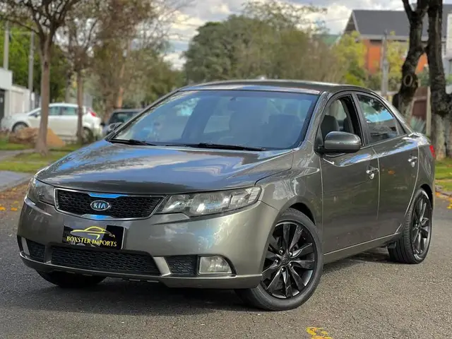 Carro Kia Cerato 2011 1.6 16V