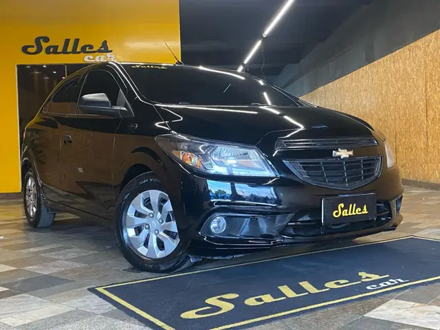 Carro Chevrolet Onix 2019 1.0 Joy SPE/4