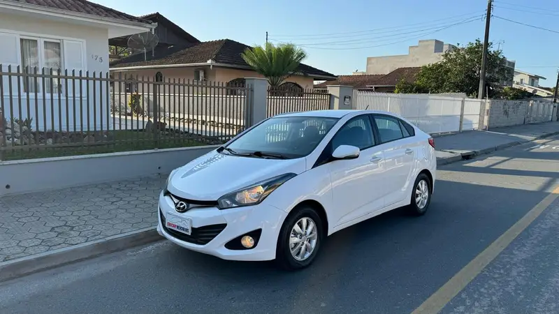 Hyundai HB20S 1.6 Comfort Style (Flex)