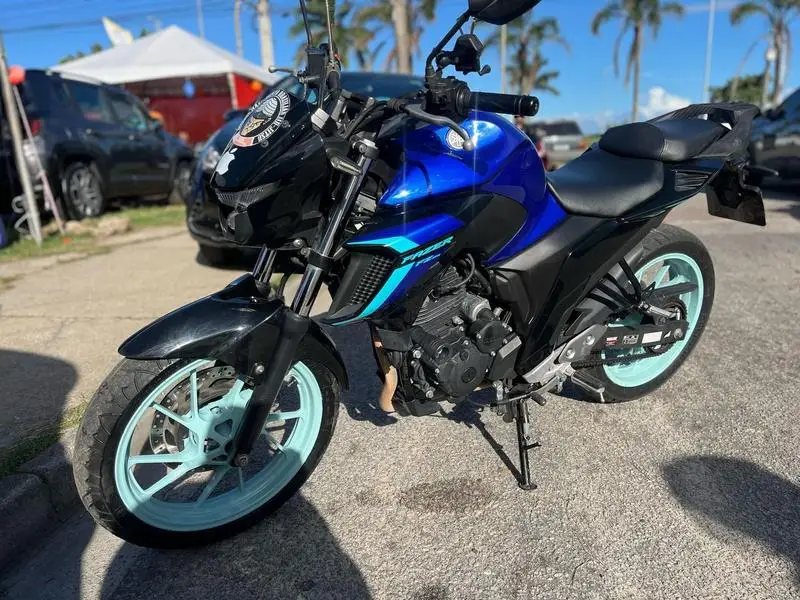 Yamaha Fazer FZ25 ABS