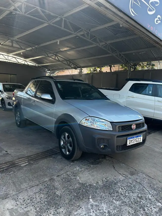 Carro Fiat Strada 2018 Hard Working 1.4 (Flex) (Cabine Dupla)