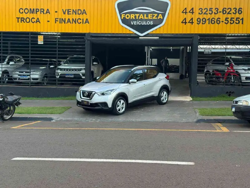 Nissan Kicks 1.6 S Direct CVT (Flex)