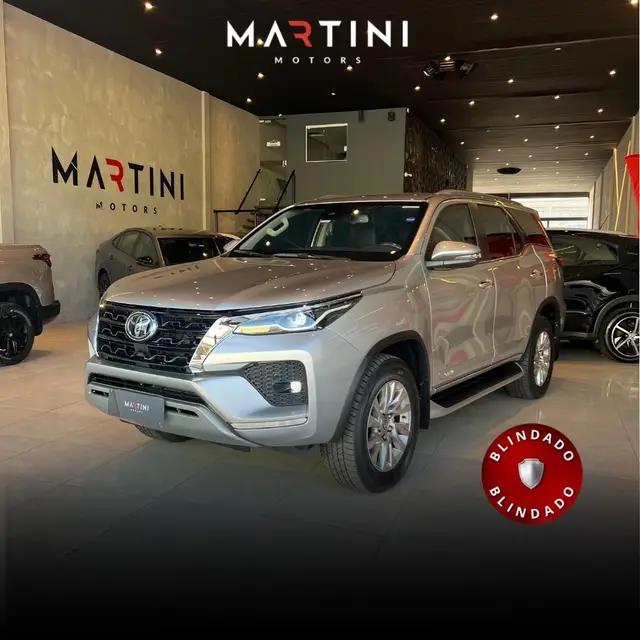 Carro Toyota SW4 2021 SRX 2.8 turbodiesel 7L 4x4 (Aut)