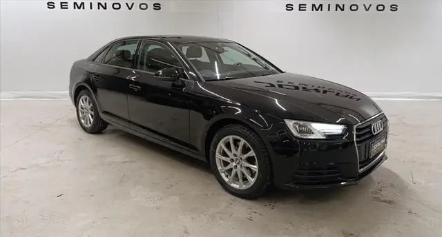 Carro Audi A4 2018 2.0 TFSI Attraction S Tronic