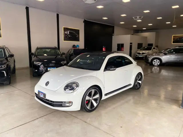 Carro Volkswagen Fusca 2014 2.0 TSi Sport