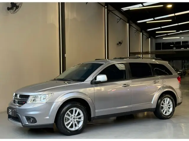 Carro Dodge Journey 2015 SXT 3.6 V6