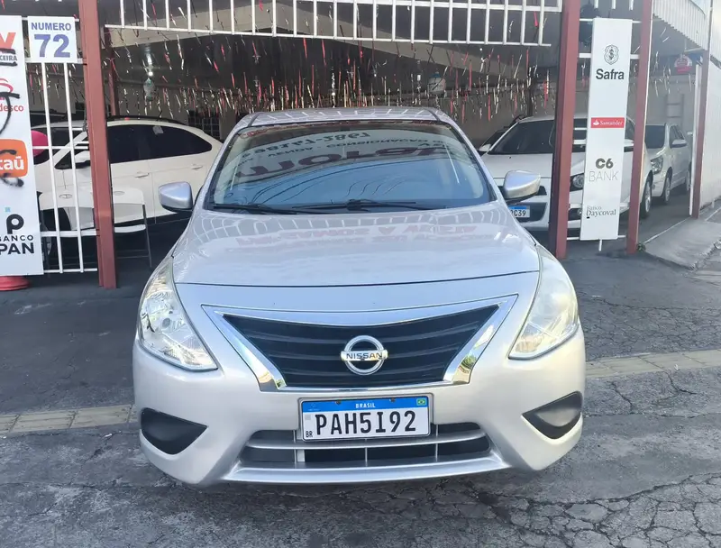 Nissan Versa 1.0 12V S (Flex)